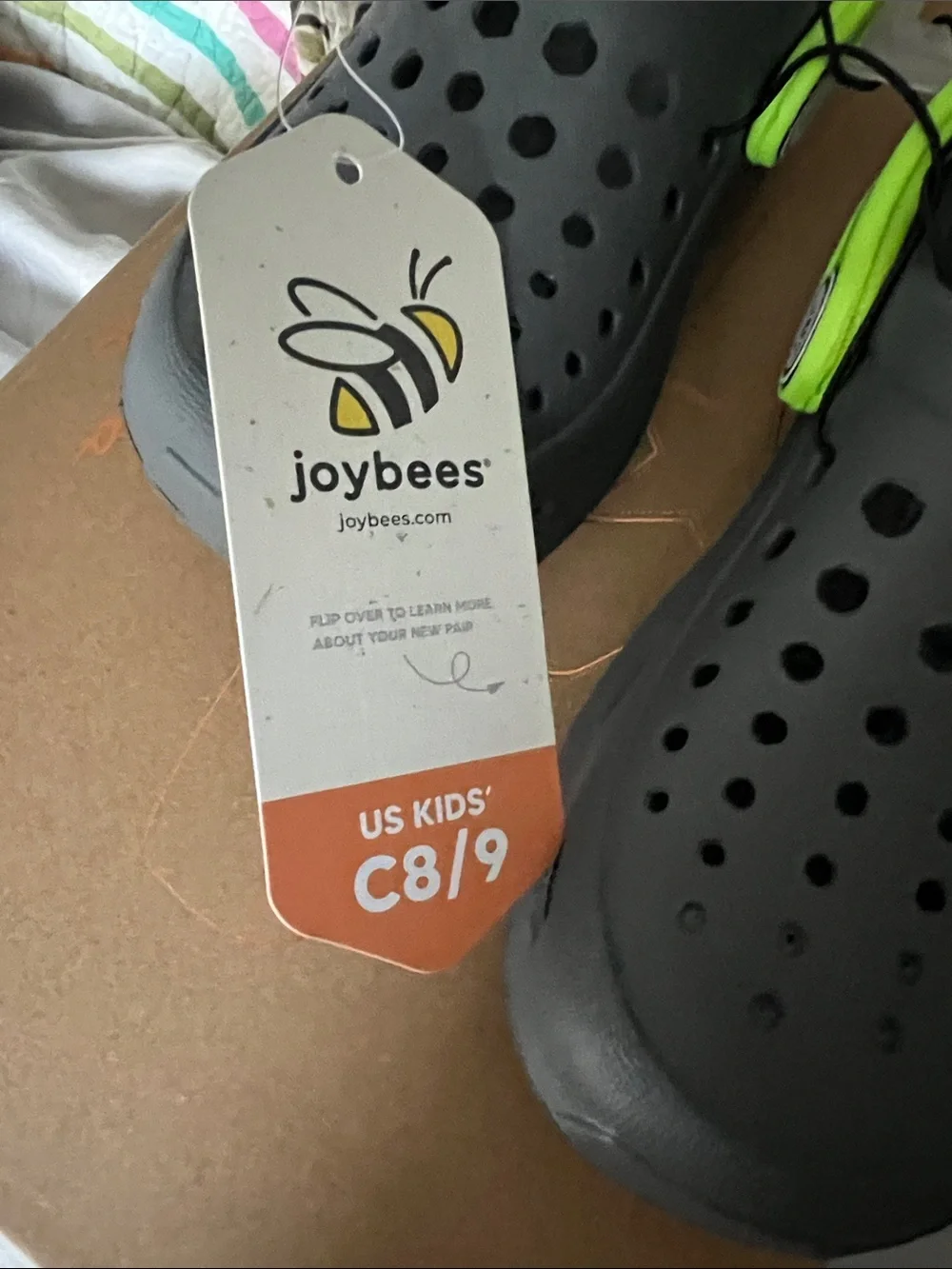 Joybees Kids Breathable Gray Sandal Clogs croc with Neon Green Strap child 8/9